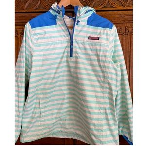 Vineyard vines striped raincoat/windbreaker
